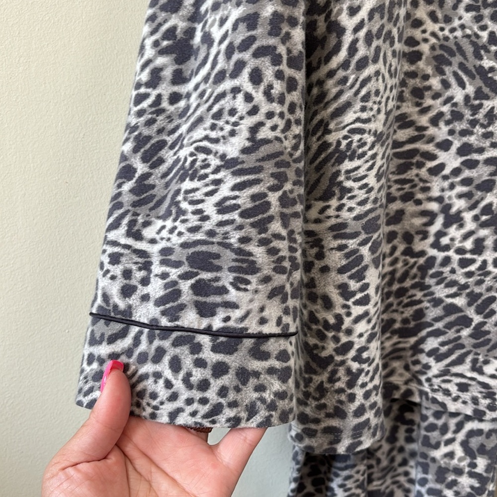 SOMA Embraceable Long Sleeve Pajama Set Spotted Mini Gray Ink Size XL - Picture 4 of 12